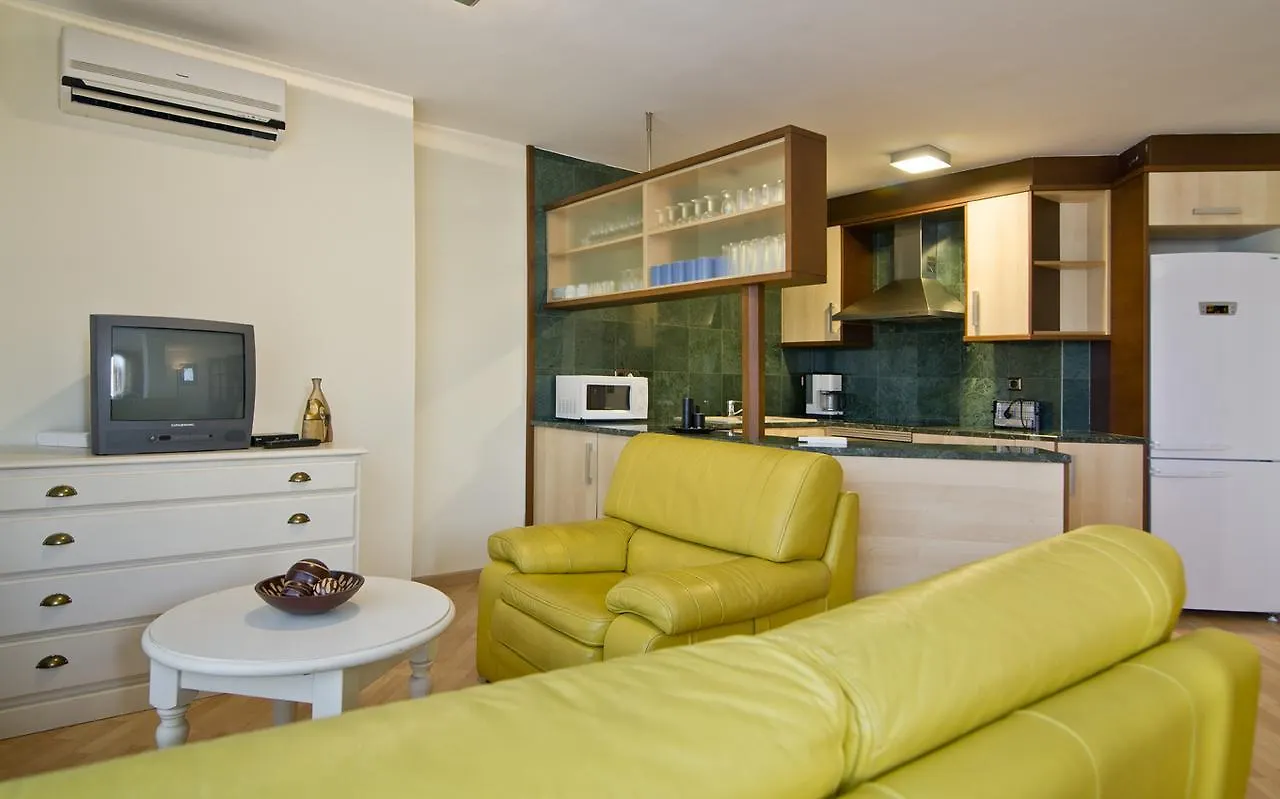 Apartamentos Puigsapera 圣安东尼奥·德·卡隆 公寓